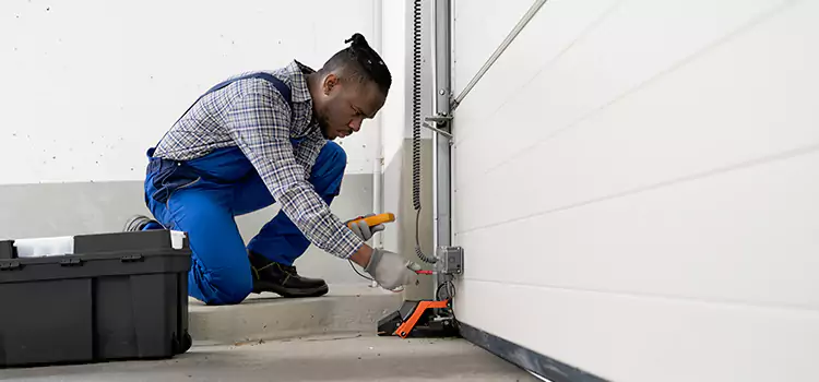 Expert Solutions for Every Garage Lock Need in Cloverleaf, TX